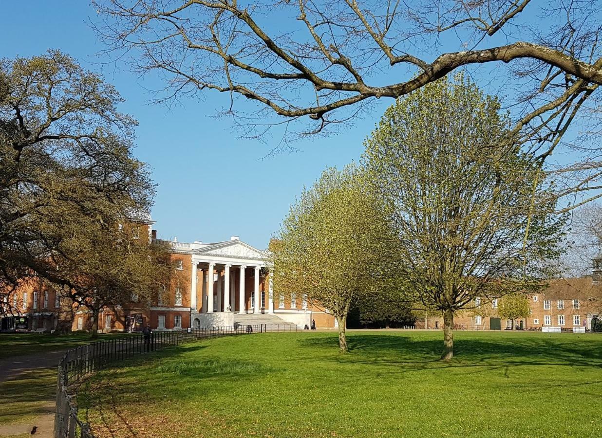 Osterley Studio Room Isleworth Exterior photo